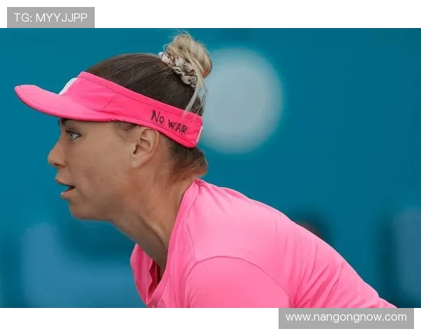 网球赛场最新动态：顶尖球员鏖战四大满贯精彩瞬间